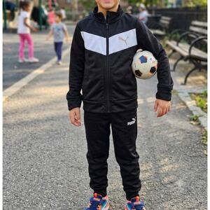 Puma Boys Black White Full Zip Track Jacket Soccer Sportswear Size 5